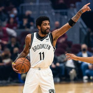Kyrie_Irving_-_51831772061_01